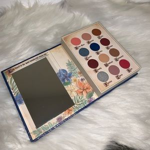 STORYBOOK COSMETICS - BRIAR ROSE PALETTE